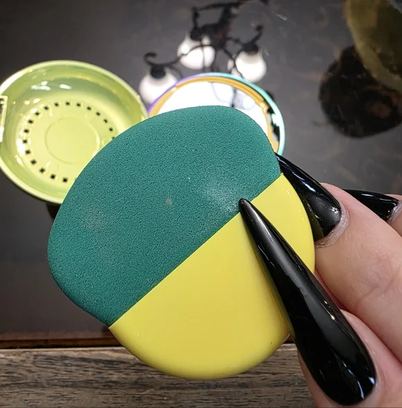 physicians formula butter bronzer - Picture 2 of 5